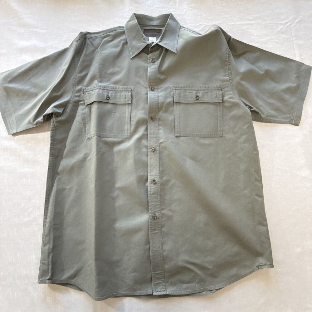 Magellan Men’s Short Sleeve Button Up Shirt Green 2 Front Pockets Size L